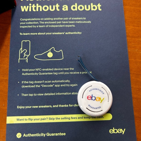 WMNS AIR JORDAN 1 HIGH OG size 7.5 black/black-white-varsity red - Picture 5 of 5